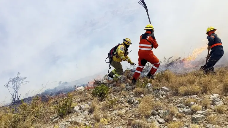 El incendio que afecto tres municipios. GOBERNACI&Oacute;N DE COCHABAMBA