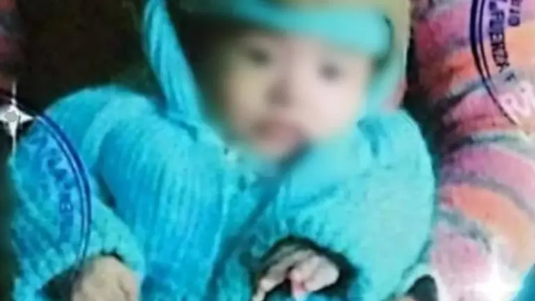 El beb&eacute; &Aacute;lex, finalmente rescatado.