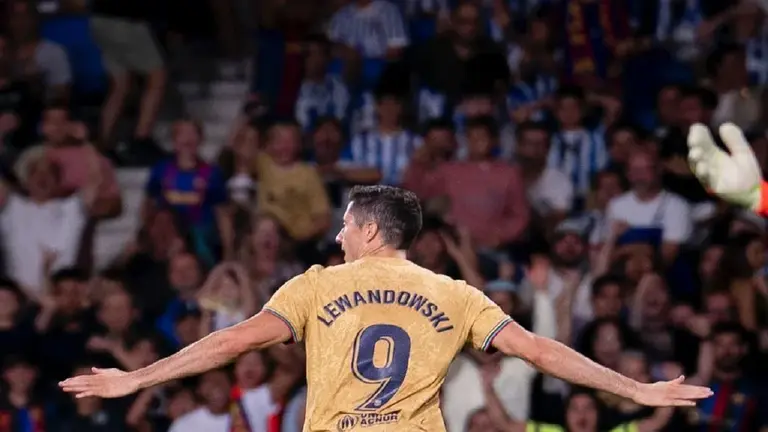 Robert Lewandowski festeja un gol en la paliza (1-4) del Barcelona. Instagram FC Barcelona