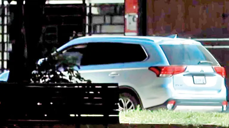 El vehículo robado en Chile que estaba en posesión del exjefe policial investigado. ERBOL