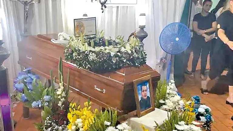 Velan el cuerpo de Farid Raslan, hijo de una concejala. GEOTV