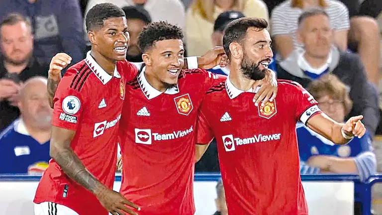 Jugadores del United celebran un gol en Premier. FACEBOOK M. UNITED