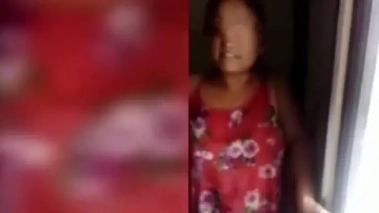 Imagen de la mujer acusada de golpear y apu&ntilde;alar a su pareja en Santa Cruz.