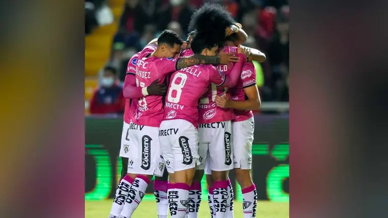 Jugadores de Del Valle festejan su pase a la final del certamen continental. INSTAGRAM CONMEBOL SUDAMERICANA