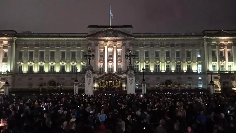 El palacioPalacio de Buckingham tras conocerse el fallecimiento de la reina Isabel II, en una fotograf&iacute;a de archivo. EFE/Jes&uacute;s Sanch&iacute;s