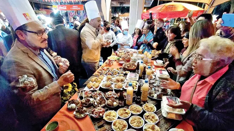 Miski abre con 70 restaurantes y un toque de aj&iacute; . DICO SOL&Iacute;S