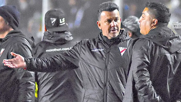 Julio César Baldivieso, en un partido con Always. APG