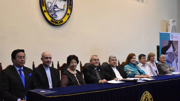 Autoridades nacionales y departamentales de la UCB. NO&Eacute; PORTUGAL