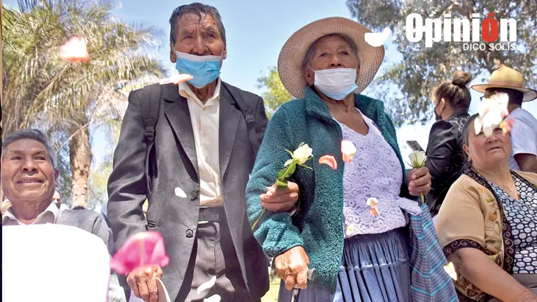 El D&iacute;a del Amor en Cochabamba. DICO SOL&Iacute;S