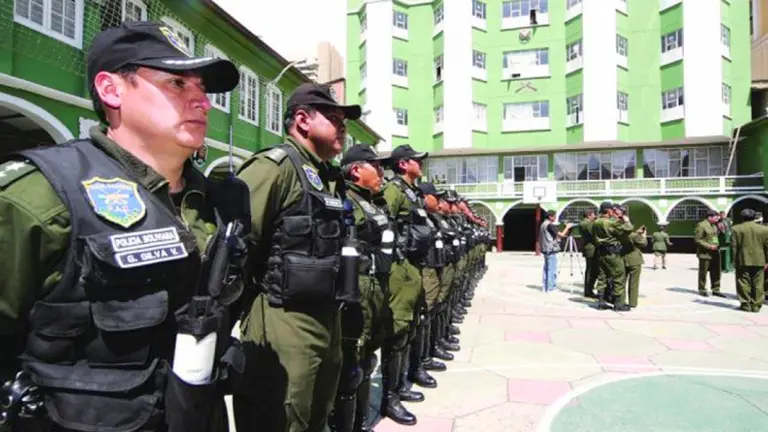 Ley de Carrera de la Policía propone especialización y rotación para evitar la corrupción. ERBOL