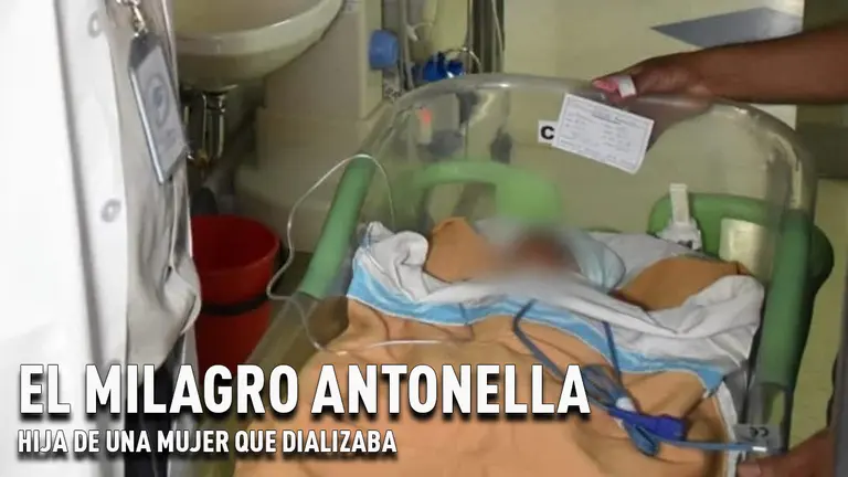 Mujer que dializaba logra ser madre. ARCHIVO