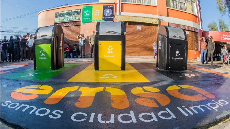 Los basureros soterrados en la avenida Papa Paulo. ALCALD&Iacute;A DE COCHABAMBA