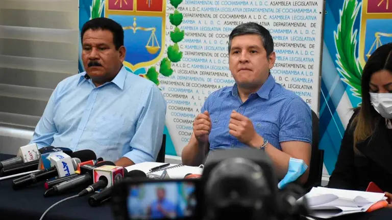 El asamble&iacute;sta Sergio de la Zerda en conferencia de prensa. Dico Sol&iacute;s