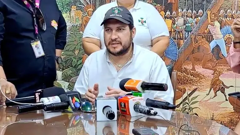 El segundo vicepresidente del Comit&eacute; pro Santa Cruz, Stello Cochamanidis. RRSS