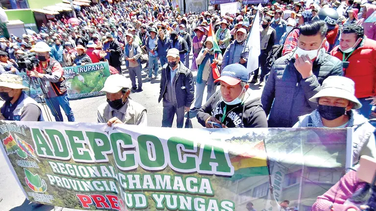 Imagen referencial de una marcha de Adepcoca.  APG