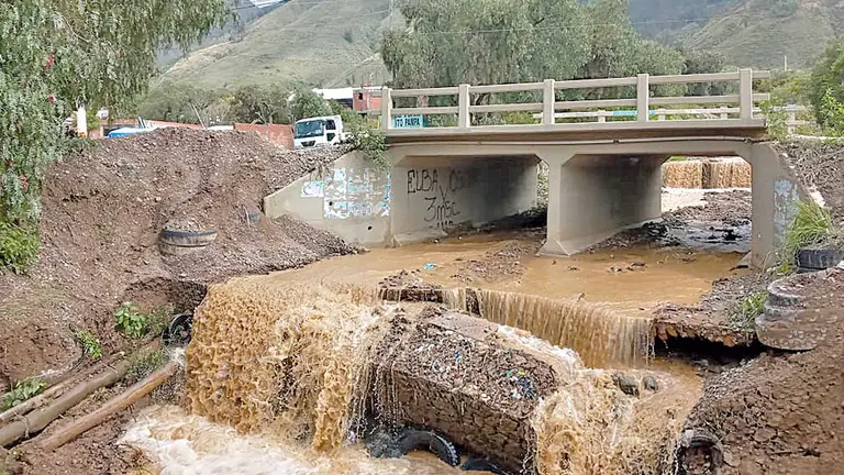 Una cuenca que baja desde la parte alta del Parque Nacional Tunari. KURMI