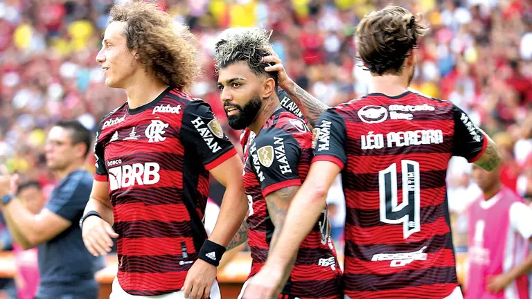 Jugadores del Flamengo, tras vencer al Athlético Paranaense. MARCA
