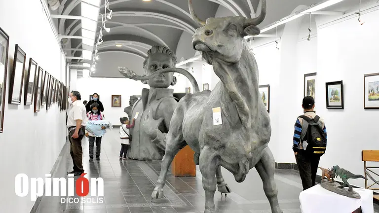 El busto de un monumento que pr&oacute;ximamente estar&aacute; en un &aacute;rea urbana. DICO SOL&Iacute;S