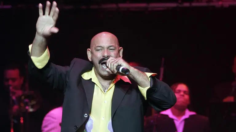 Oscar D' Le&oacute;n, durante su participaci&oacute;n en el 30 Festival de la Salsa de Nueva York (EEUU). /EFE