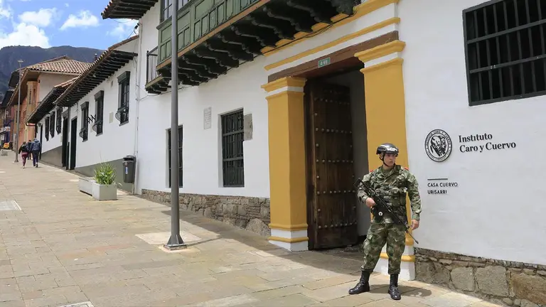 Fachada de la sede del Instituto Caro y Cuervo 12 de agosto de 2022 en Bogot&aacute;. EFE