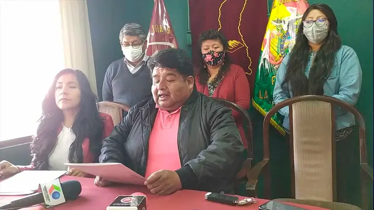 Representantes de la C&aacute;mara de Transporte de La Paz realizaron el anuncio. Erbol