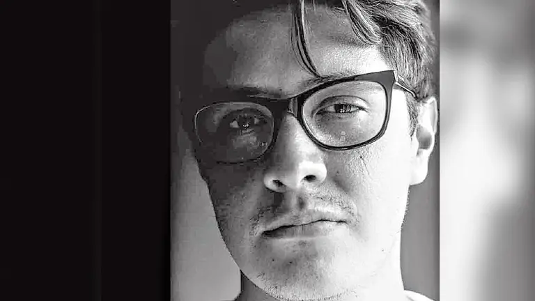 Alejandro Quiroga, el director de "Los de abajo".            FACEBOOK LOS DE ABAJO