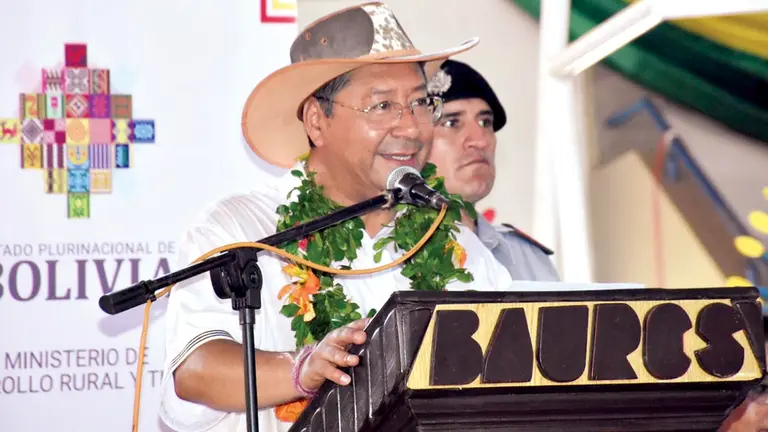 El presidente Luis Arce en un acto por el aniversario de Beni. ABI