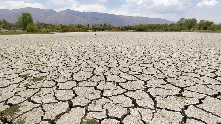 Seca, as&iacute; luce la laguna de Co&ntilde;a Co&ntilde;a, producto de la falta de lluvias y las elevadas temperaturas. DICO SOL&Iacute;S