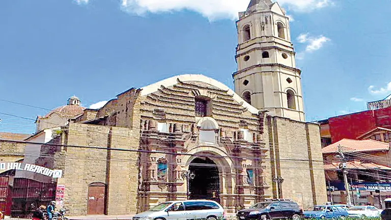 La parroquia cochabambina donde se instalan las placas. ARQUIDI&Oacute;CESIS