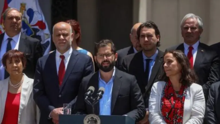El presidente chileno, Gabriel Boric, se pronuncia tras el fallo de la Corte Internacional de Justicia de La Haya sobre el caso Silala. EL MOSTRADOR