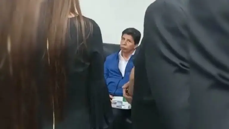 Pedro Castillo, presidente peruano, detenido. RRSS