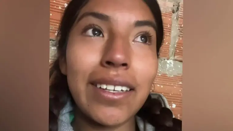 Albertina Sacaca, conmovida. CAPTURA DE VIDEO