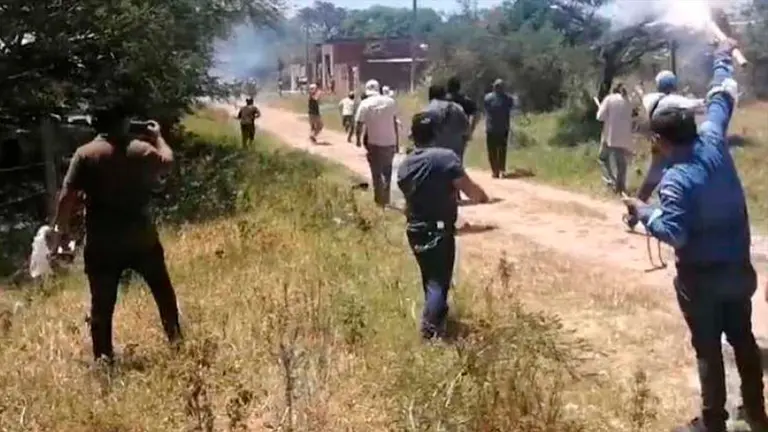 Avasalladores en el conflicto cruce&ntilde;o. RRSS