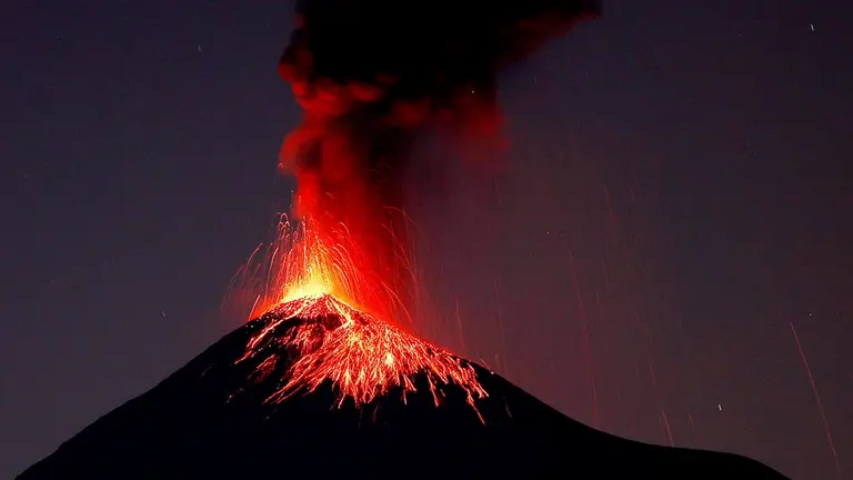 Fotograf&iacute;a de archivo del volc&aacute;n de Fuego (Guatemala). EFE