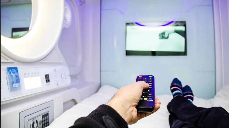 Una imagen desde una de las capsulas. Capsule Hostel