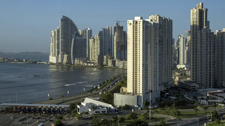 Sobre econom&iacute;a de Latinoam&eacute;rica. EFE