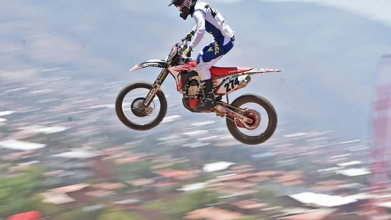Competencia pasada en Quintanilla. DICO SOL&Iacute;S