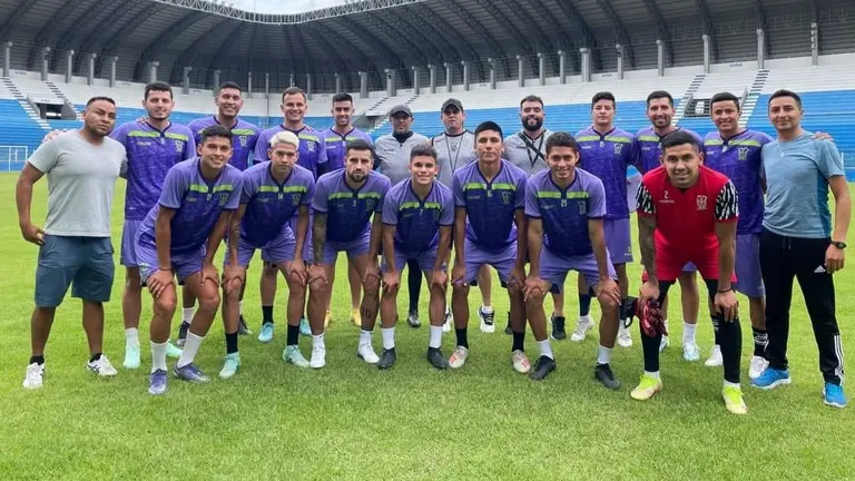El plantel de Palmaflor, ya en Villa Tunari. RKC