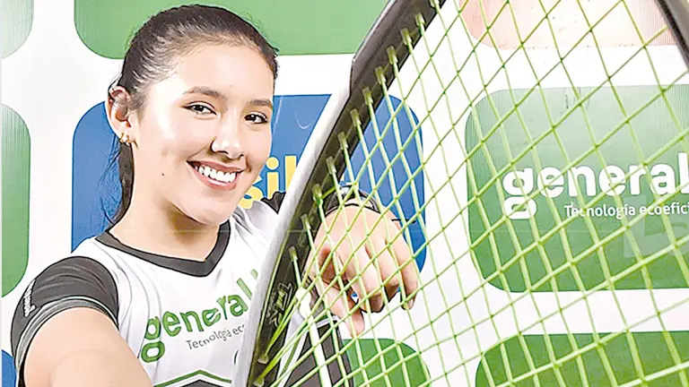 Angélica Barrios, destacada deportista en Bolivia. LATE