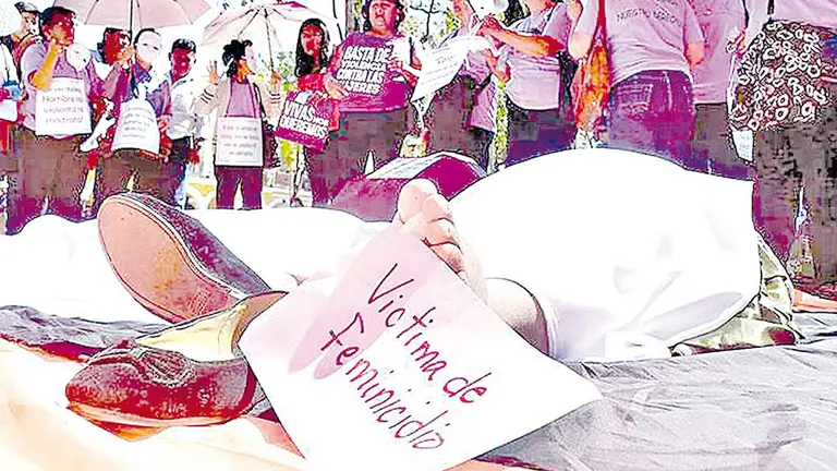 Una protesta en contra de los hechos de feminicidio./ ARCHIVO