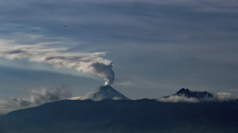 Sobre volc&aacute;n en Ecuador.