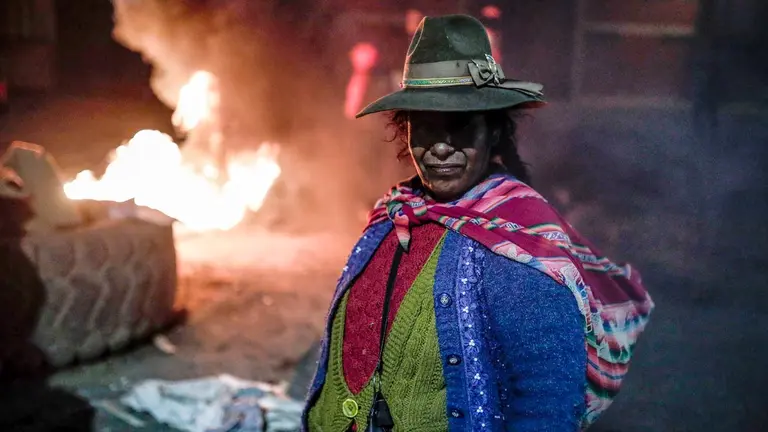 Una imagen de una persona afectada por los enfrentamientos en Per&uacute;.	 EFE