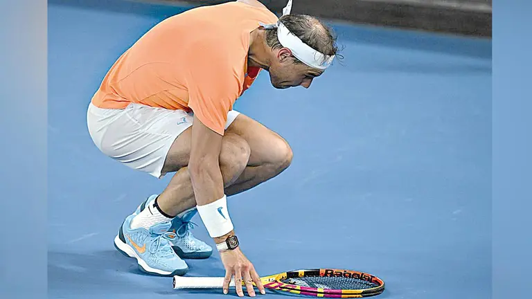 Momento exacto en que Rafael Nadal  empieza a sentir dolor. MARCA.COM