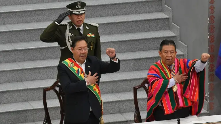 El presidente Luis Arce y el vicepresidente David Choquehuancaa, en el aniversario del Estado Plurinacional de Bolivia 2023. APG