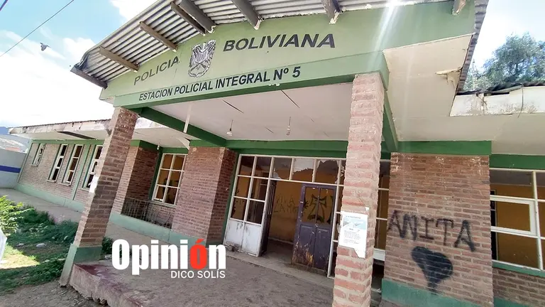 La fachada de la EPI 5.         DICO SOLÍS