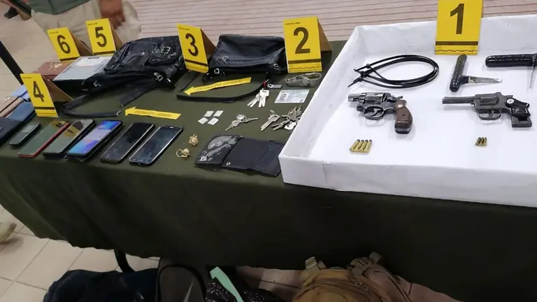 Sobre detenidos. TOMADA DE ERBOL