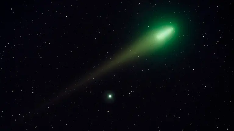 Fotograf&iacute;a referencial de un cometa verde./ Foto: URGENTE.BO