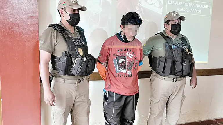 Polic&iacute;a presenta a un hombre sindicado de asesinato. MARIELA COSS&Iacute;O