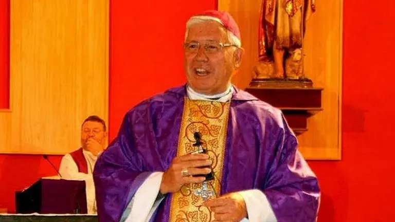 El monse&ntilde;o Jes&uacute;s Ju&aacute;rez. EL ALTO ES NOTICIA