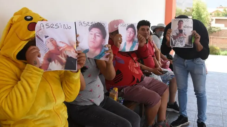 Familiares piden la m&aacute;xima pena para el autor del doble asesinato en Vale Hermoso. DICO SOL&Iacute;S